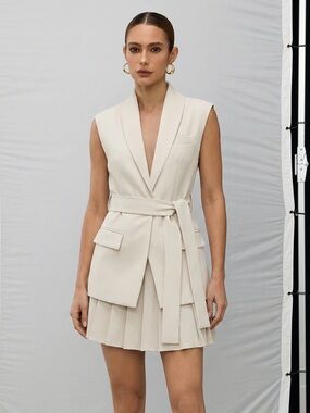 Commense Belted Waistcoat Vest & Pleated Mini Skirt Set Size Small NWT